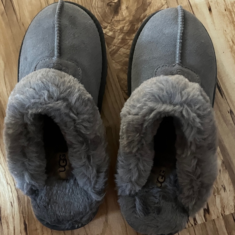UGG Charcoal Slippers BRAND NEW
